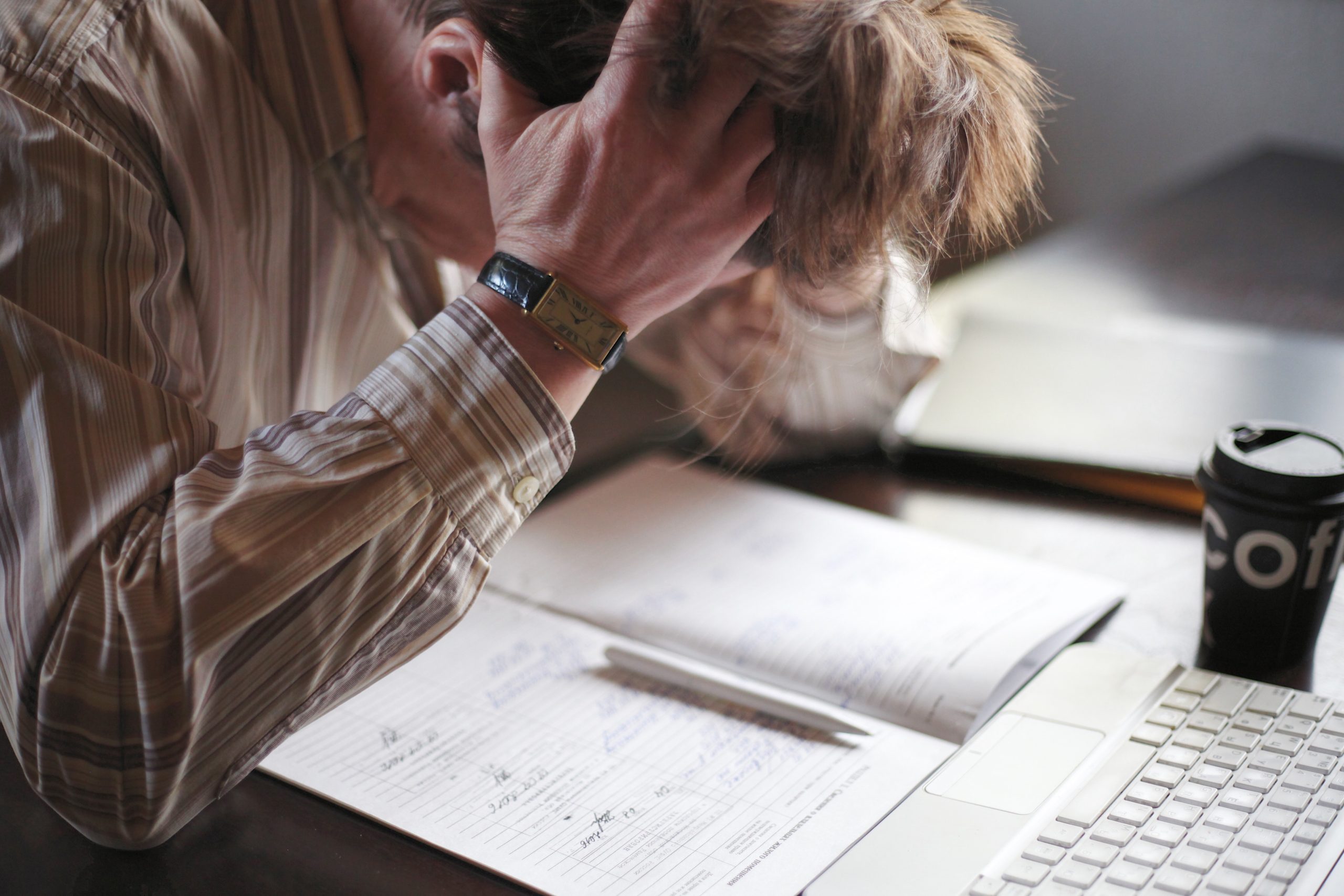 IRS IS DROPPING THE HAMMER ON PEOPLE WHO OWE TAXES